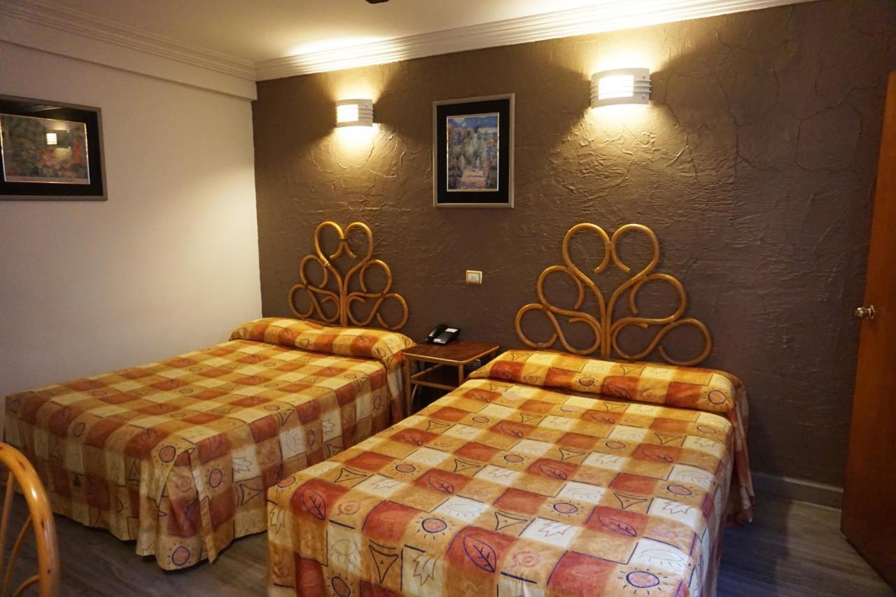 Hotel Plaza Crystal Xalapa Esterno foto
