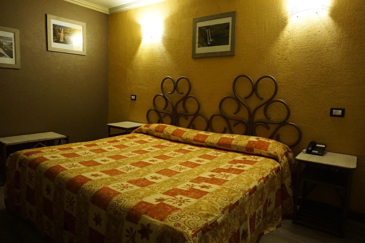 Hotel Plaza Crystal Xalapa Esterno foto